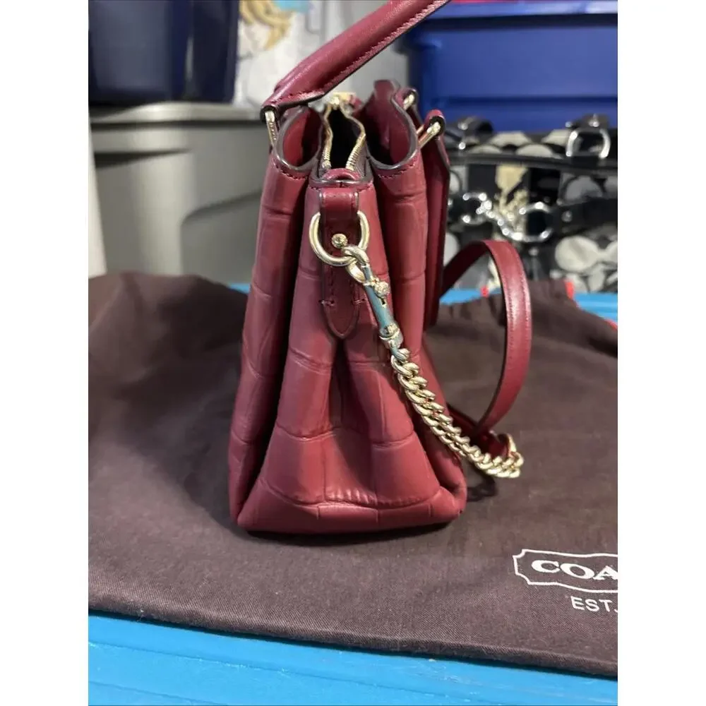 Coach Crocodile Leather Handbag Shoulder Bag Red‎ Beautiful